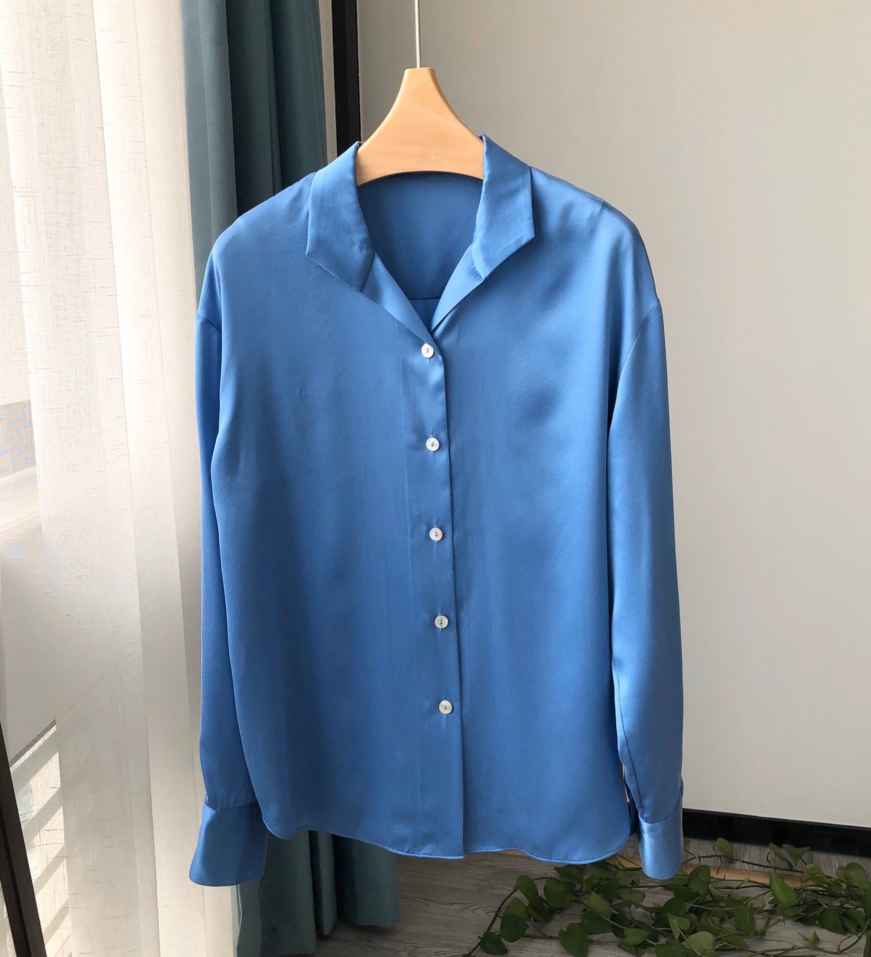 美国单西装领真丝软缎桑蚕丝光泽感宽松衬衫奶白色24春季新款包邮,淘宝优惠券,粉丝福利购,淘宝优惠卷