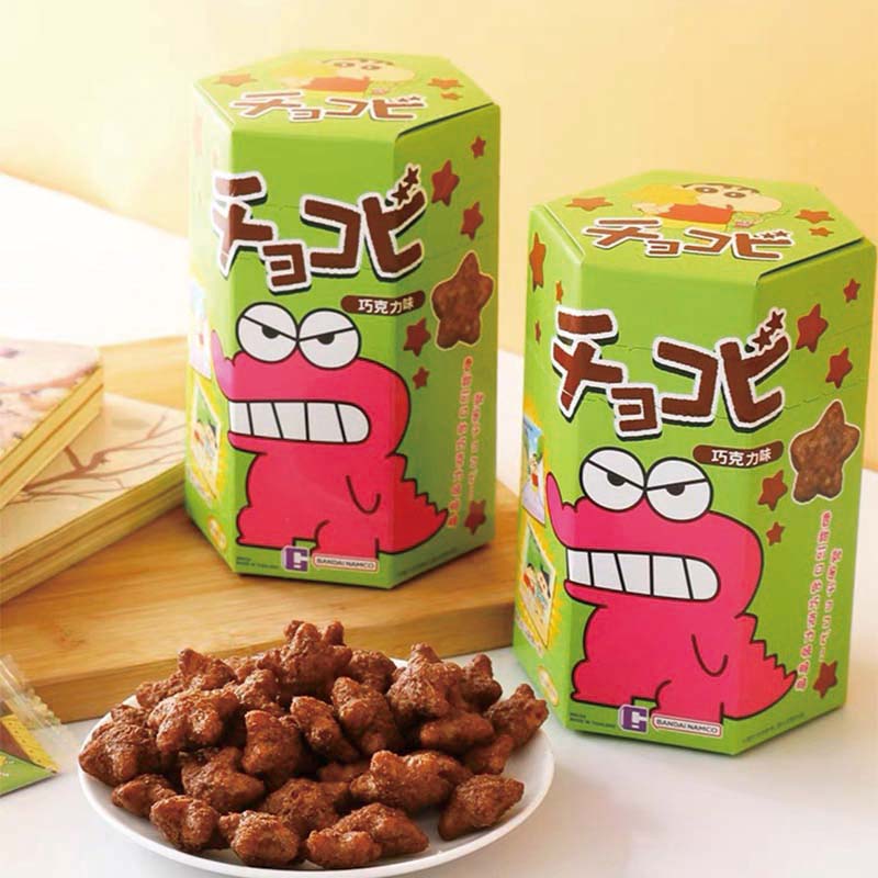 泰国进口零食巧克力草莓味玉米脆鳄鱼山先生儿童礼物蜡笔小新饼干 - 图2