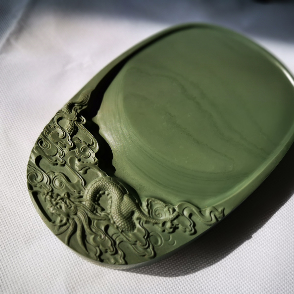 砚台松花石砚台龙纹文房四宝天然老坑御砚堂可储藏墨汁7寸实用砚_虎窝淘