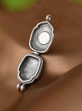 纯银嘎乌盒吊坠黄财神可打开项坠