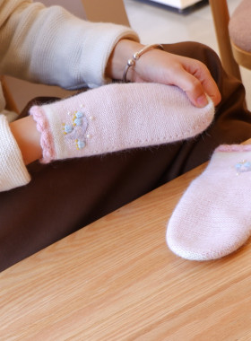 女羊毛加兔毛连指手套加厚保暖