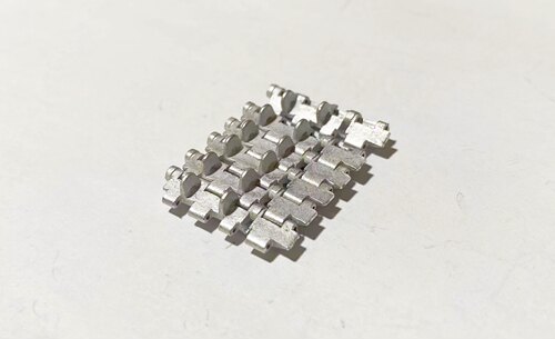 【环凌】1:35 002 德国虎式I（虎1）中期 后期型坦克模型金属履带 - 图0