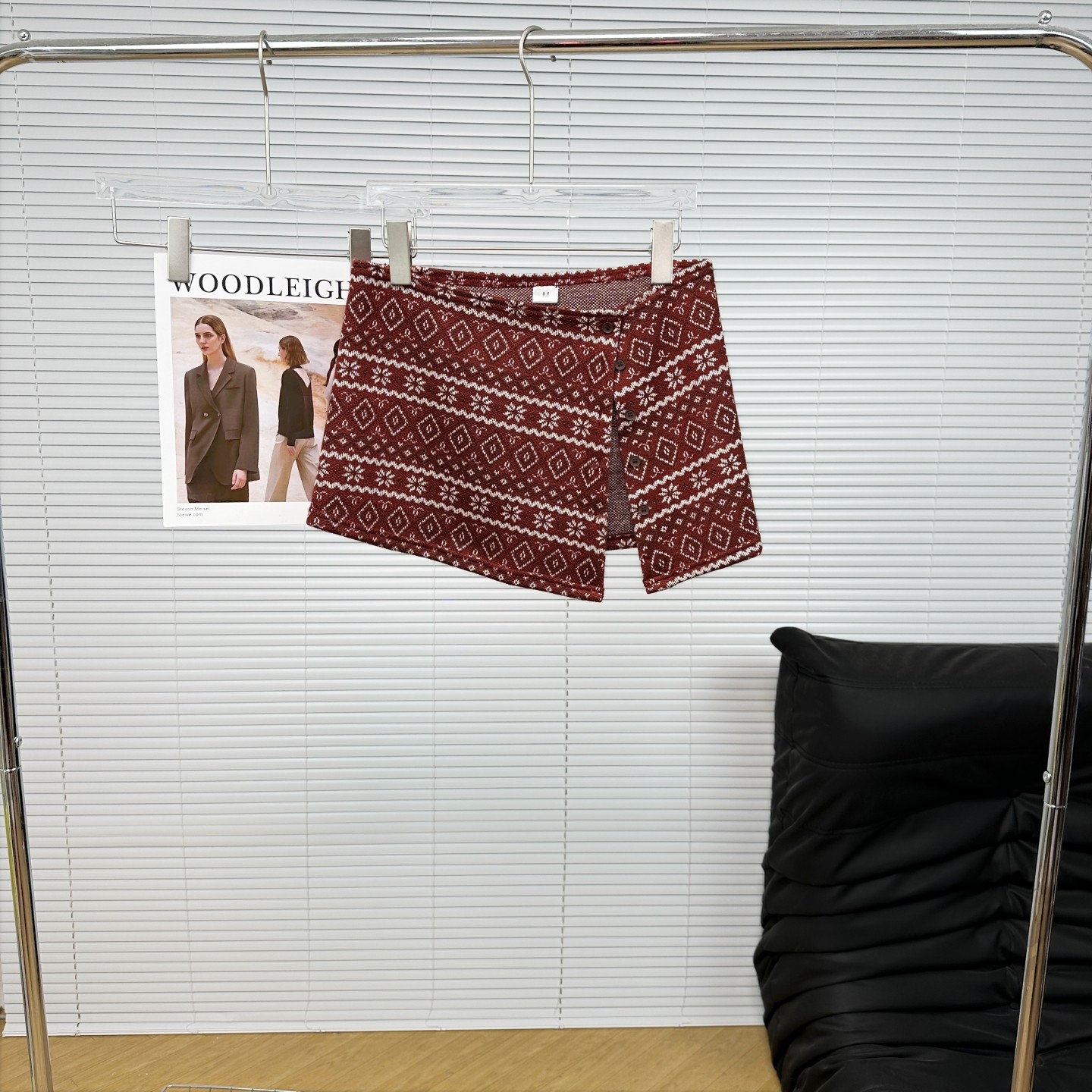 秋冬费尔岛针织单排扣一片式小屁帘半身裙女A字遮跨内搭小裙摆女,淘宝优惠券,粉丝福利购,淘宝优惠卷