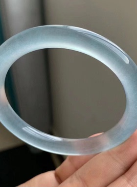 高冰种石英岩玉手镯细圆条蓝水天青冻翡翠平替库里蓝色水沫玉镯子