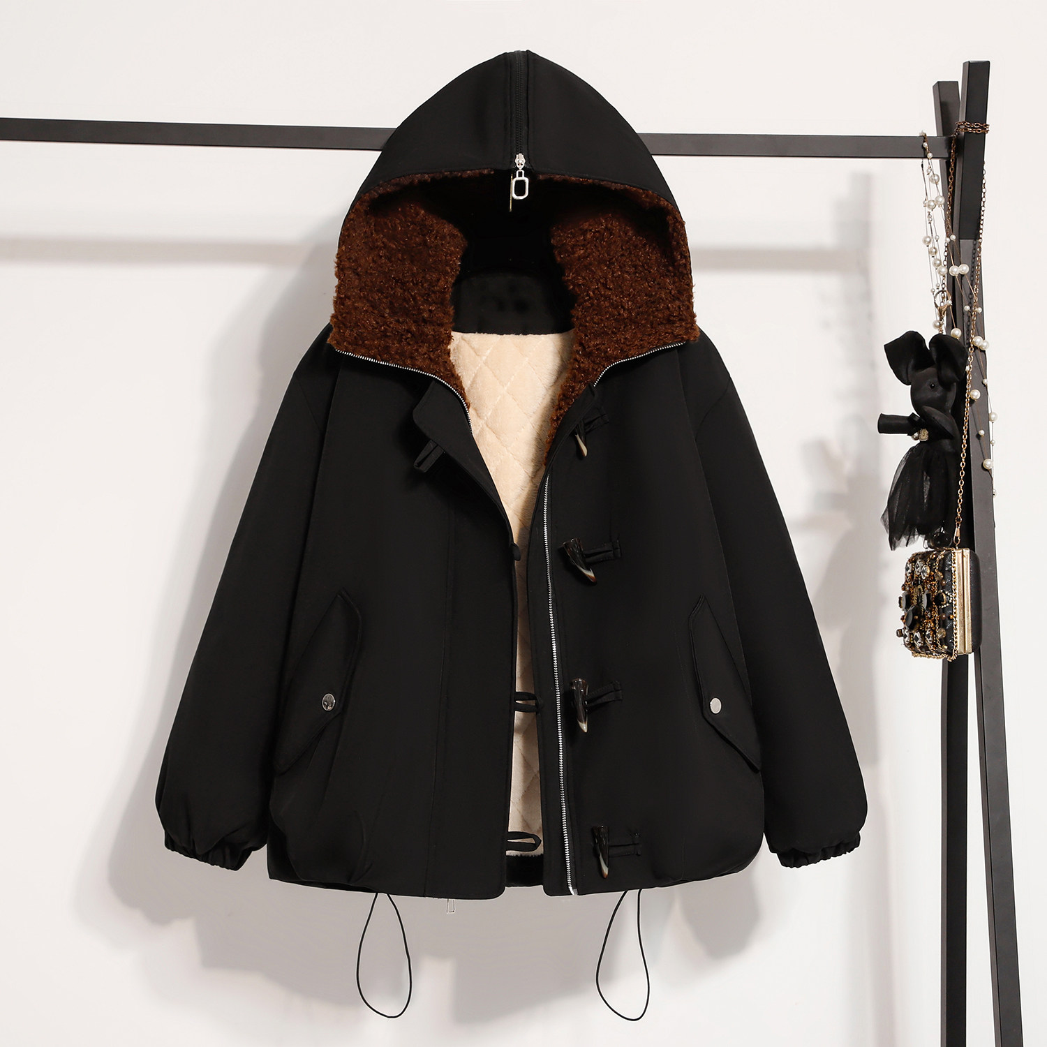 胖MM大码女装2025年冬季新款加绒老钱风棉服宽松减龄帅气棉衣外套,淘宝优惠券,粉丝福利购,淘宝优惠卷