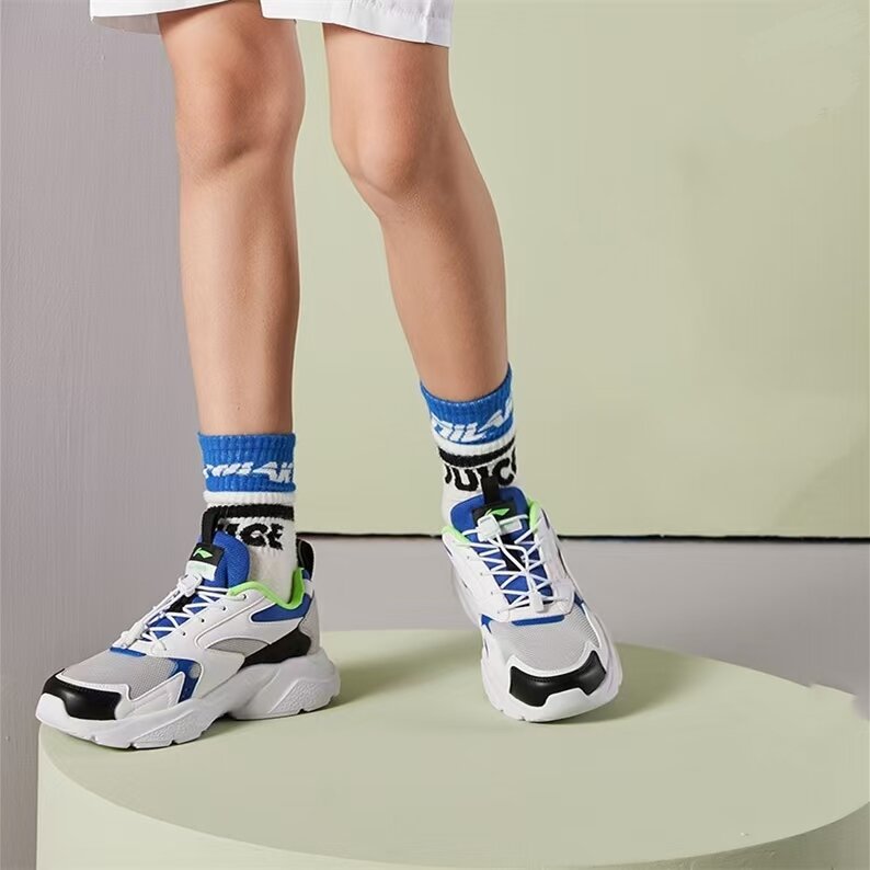 李宁 时尚 减震回弹防滑耐磨 网面透气 运动儿童鞋 - 图0