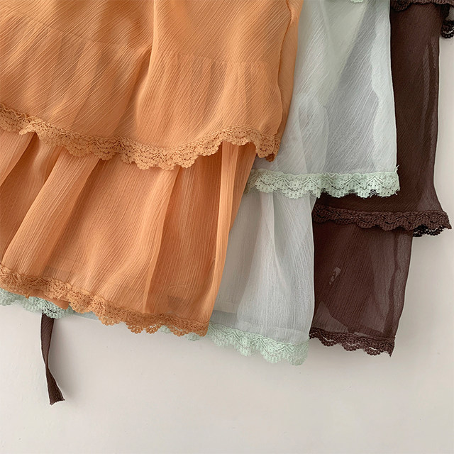 Huahuajia Korean style sweet square neck tie ruffled small flying sleeves chiffon lace shirt for women cake lace top for women
