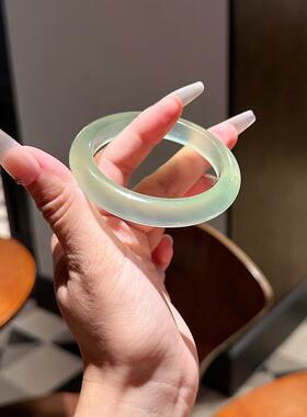 玉镯子天然岫玉简约风女