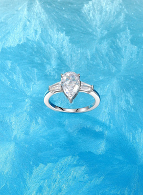 Witther小众设计水滴钻戒指女轻奢高级经典三石梨形钻戒婚戒925银