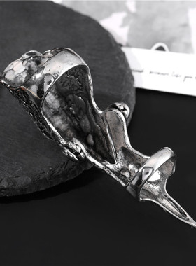 暗黑乌鸦头关节戒指弯曲指环指套