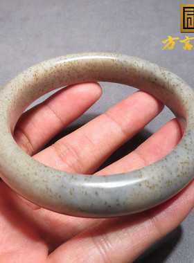 惊呆方言精品和田玉青海细腻老坑料野牛沟桂花糕卡60mm正装手镯w2