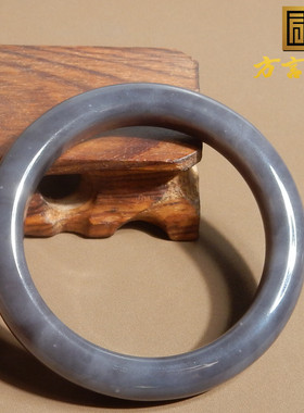 美美哒青海烟紫帝王紫温润正装镯