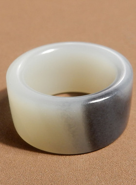 亏麻了方言和田玉精品新疆黑白分明意境青花籽料16mm戒指扳指w1