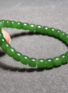 俄罗斯老坑料无黑点阳绿碧玉手串