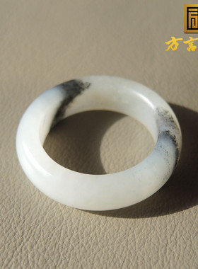 一线天墨玉青花玉籽料指环戒指