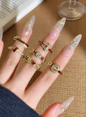 缘系指尖素圈潮流混搭红色甜酷开口戒指女几何爱心钉子轻奢食指戒