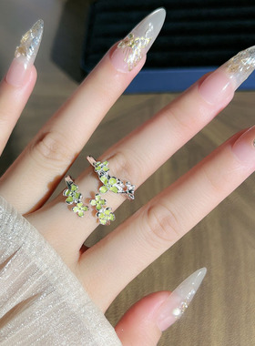 森系花漾立体花朵淡绿珐琅气质戒指女小众设计感冷淡风甜美食指戒