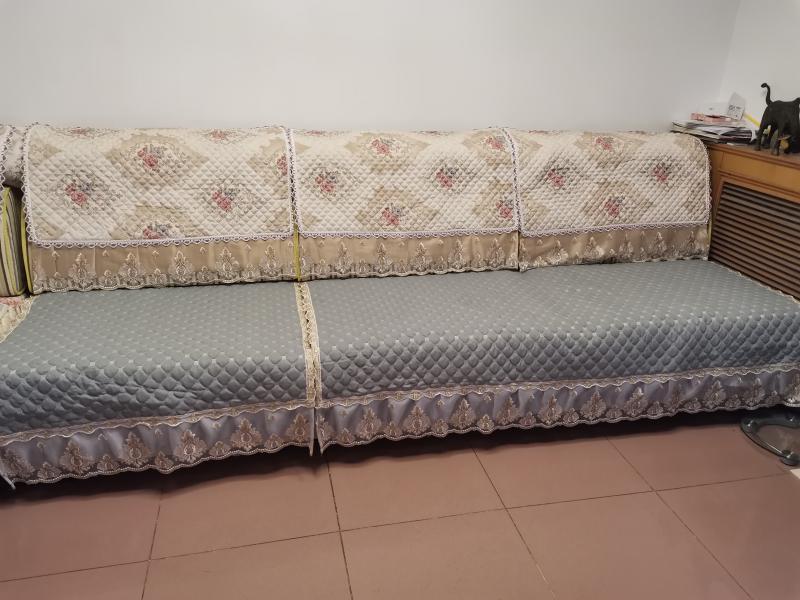 高档布艺绣花沙发绗缝夹棉加厚防滑沙发垫布料2.7米幅宽*0.5米