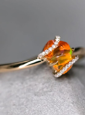 女18K黄金丝带绕戒指天然蛋白石