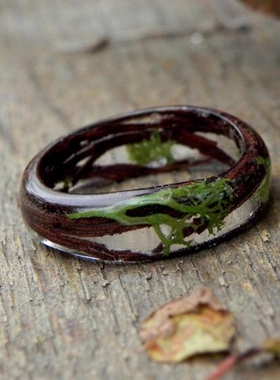 森林绿色苔藓植物树脂木制戒指