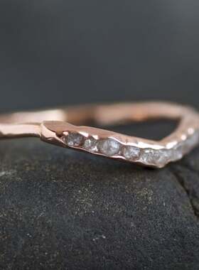 白色钻石宝石V形纯银18K金戒指