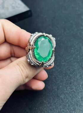 绿色碧玺纯银狮子头雕刻男士戒指