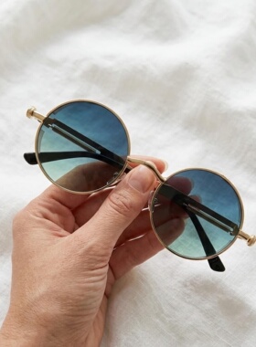 蓝色渐变镜片金色框架太阳眼镜