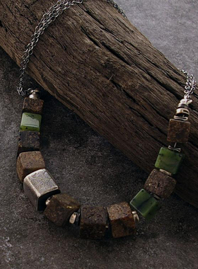 天然立方体原始琥珀绿色软玉项链