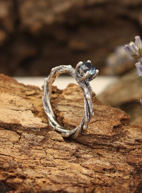 天然伦敦蓝色托帕石镶嵌纯银戒指