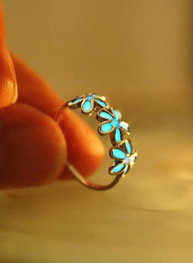 三朵小雏菊花水晶点缀戒指纯银