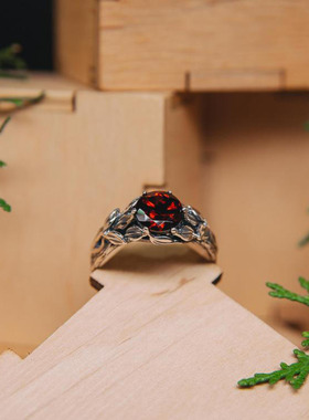 纯银天然石榴石宝石镶嵌戒指订婚