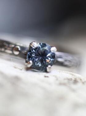 纯银天蓝色真正海蓝宝石镶嵌戒指