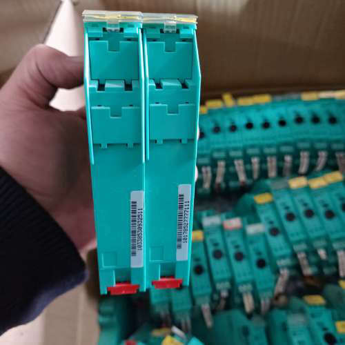 议价倍加福安全栅KFD2-EB2.R4A.B二手原装拆机的 - 图3