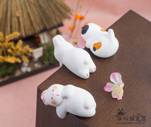 日本龙虎作招财猫咪兔子青蛙电脑屏幕显示器挂壁车载装饰摆件礼物 - 图2