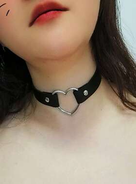 3欧元包邮日系软妹暗黑PU桃心镂空爱心项圈女颈带锁骨链INS颈链