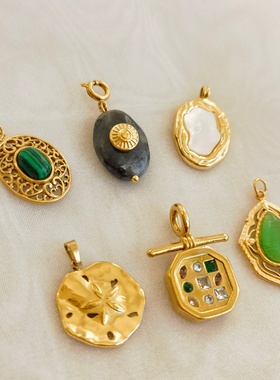 RUKL复古铜质镂空花纹吊坠祖母绿宝石镶嵌DIY百搭配饰项坠高保色