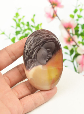 天然阿拉善彩玉玛瑙妙龄少女吊坠