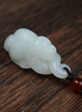天然和田玉玉猴吊坠白玉款带证书