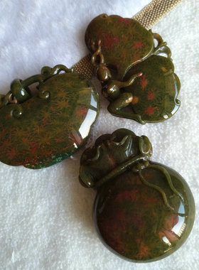 印尼绿色稀少珊瑚玉原石吊坠项链