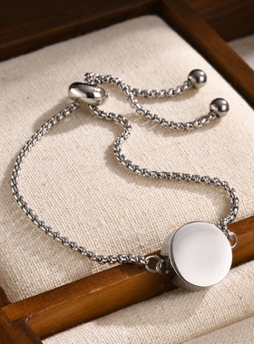 女钛钢欧美圆形盒手链空心可打开