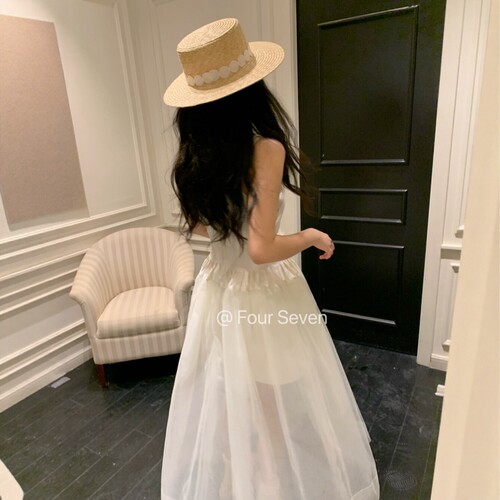 特价 FOUR SEVEN 轻奢网纱大裙摆收腰压褶工艺拼接吊带裙长裙 - 图1