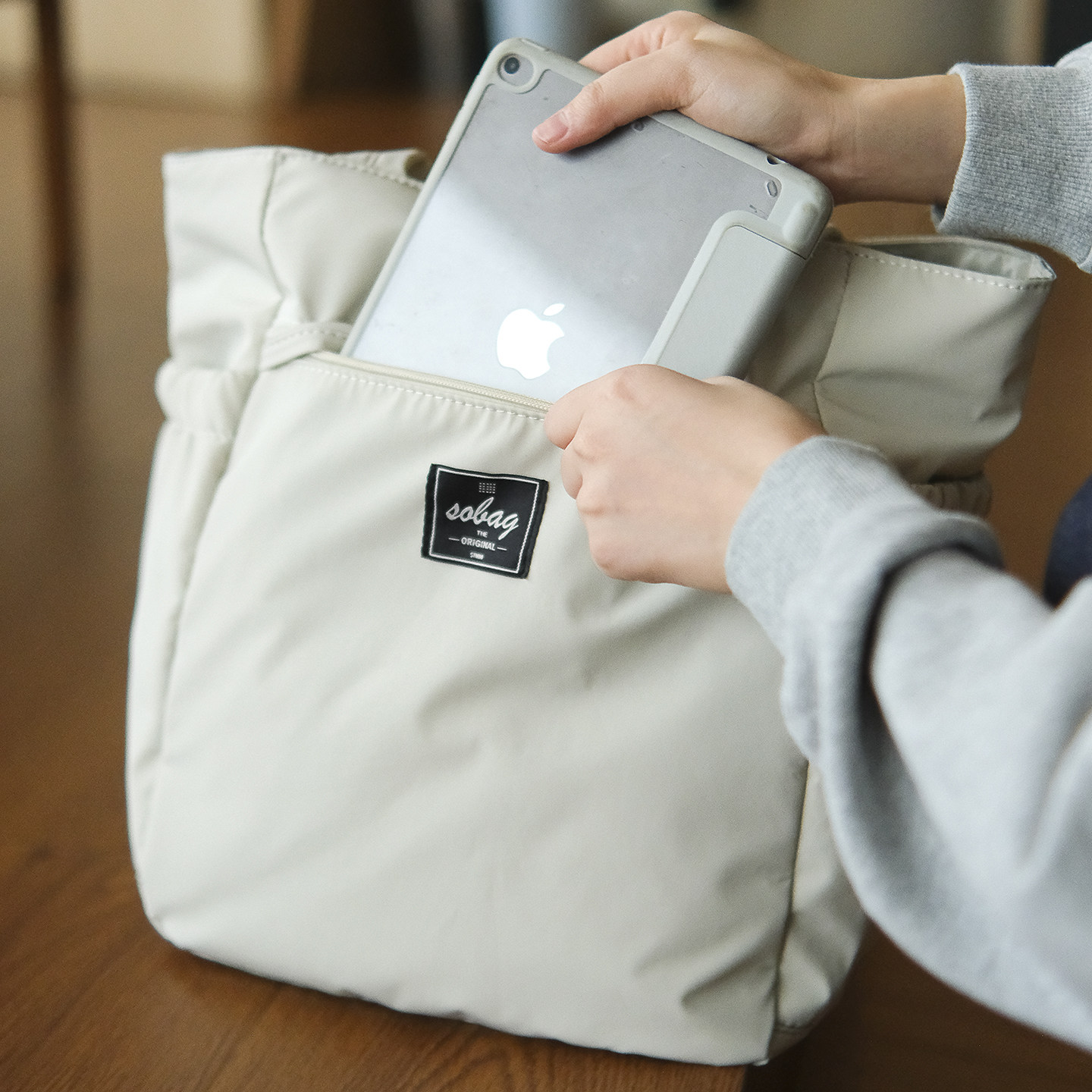 sobag秋冬日系夹棉大容量单肩尼龙布包女多口袋带拉链通勤托特包,淘宝优惠券,粉丝福利购,淘宝优惠卷