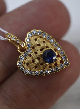 天然蓝宝爱心吊坠S925纯银手作挂件送女友轻奢