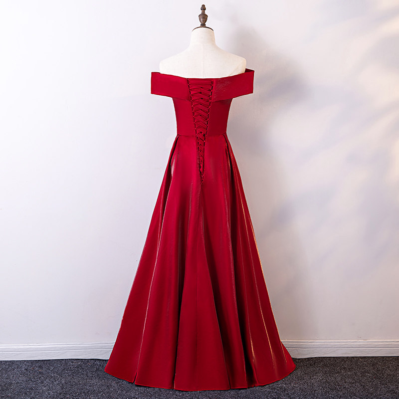 女红色新娘婚纱气质高贵豪华奢侈 豪满庭礼服/晚装
