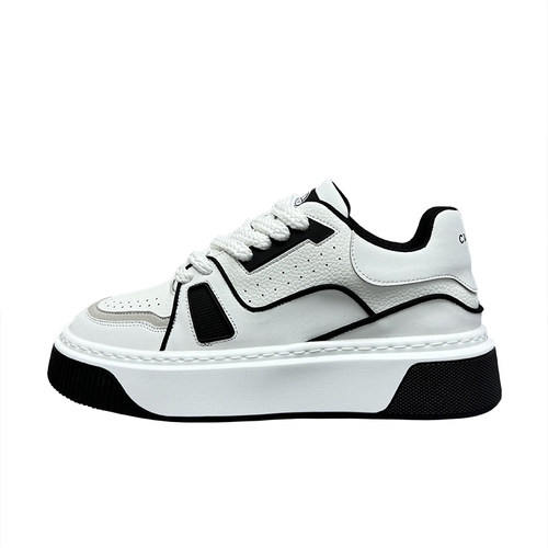 大码小白鞋男潮鞋子男款2026新款春秋透气运动休闲鞋皮面男士板鞋 - 图3