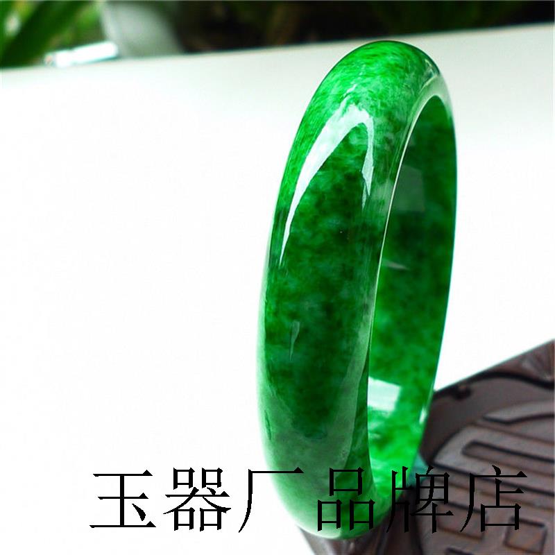 缅甸珠宝女款玉石玉镯镶嵌手镯翡翠色冰种淡绿色飘花手镯子女送礼 - 图0