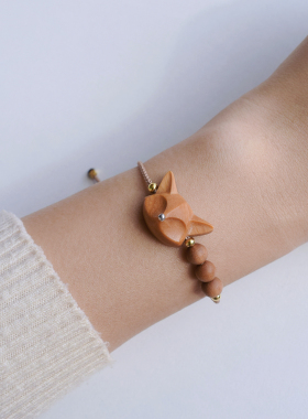 檀木小狐狸红绳手链复古显白女