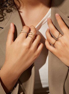 ana luisa欧美简约轻奢小众设计冷淡风INS指环个性时尚交叉戒指女