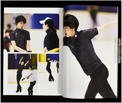 现货日本原版 羽生结弦写真集 The Real 美しき練習着の勇姿 羽生結弦训练服姿态 素颜 特典: A2 双面海报 - 图1