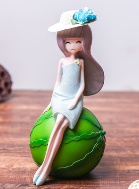 可爱粉色少女心水果姑娘娃娃摆件